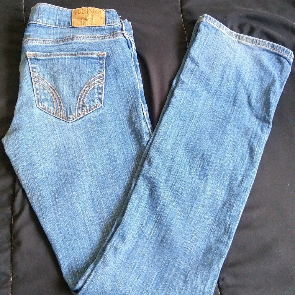🌟Hollister Boot Cut Jeans 3R